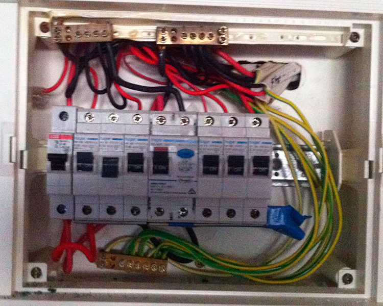 Emergency Electrician Melbourne