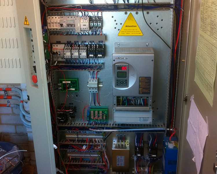 Industrial Electrician Melbourne
